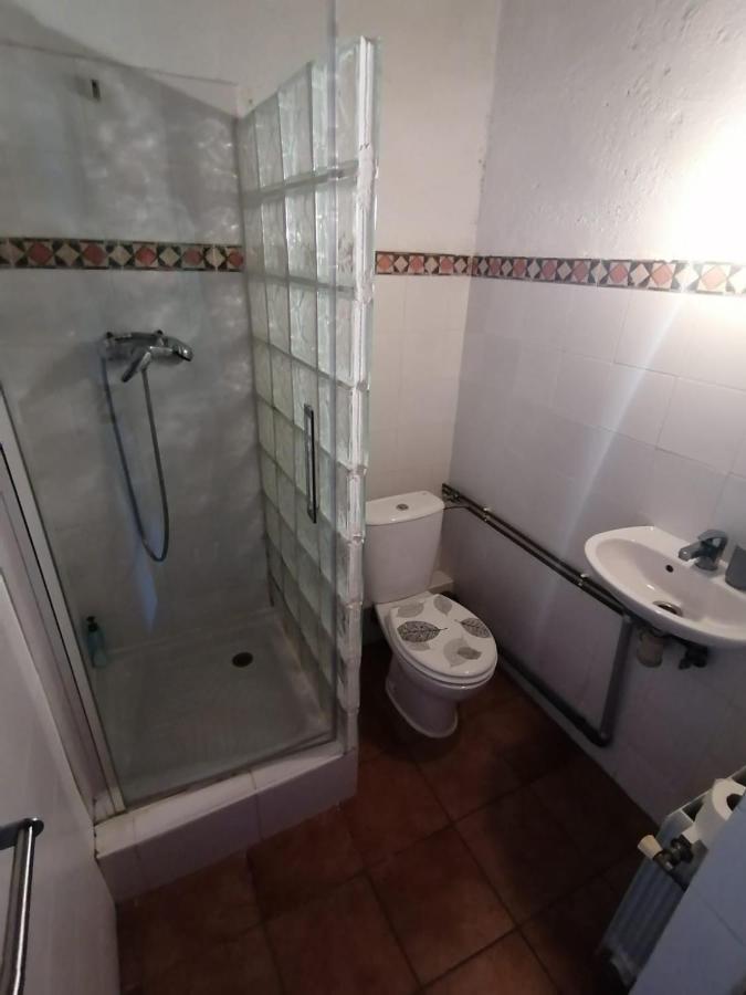 Hostal Maset Del Garraf Olesa de Bonesvalls Exterior foto