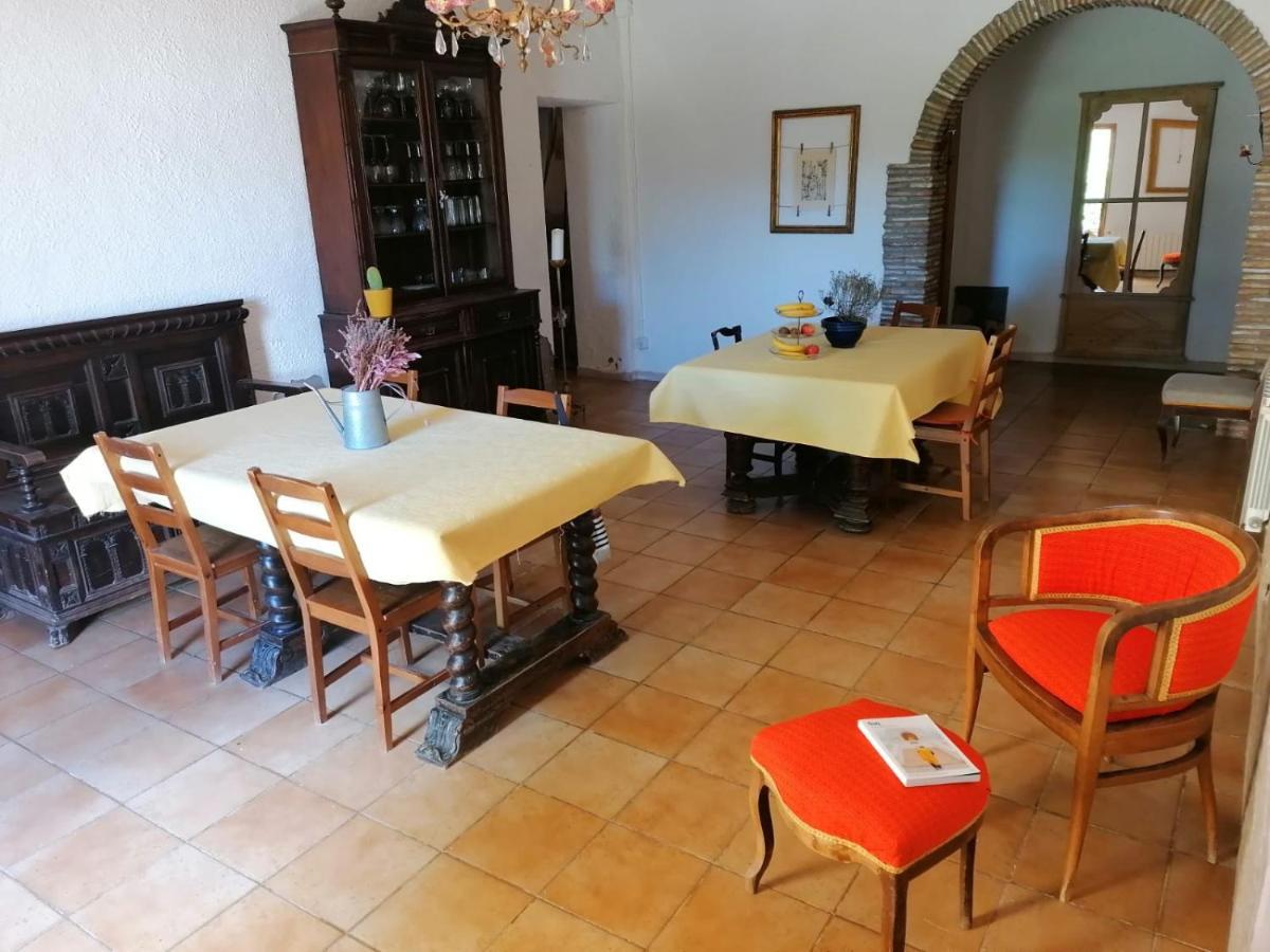 Hostal Maset Del Garraf Olesa de Bonesvalls Exterior foto