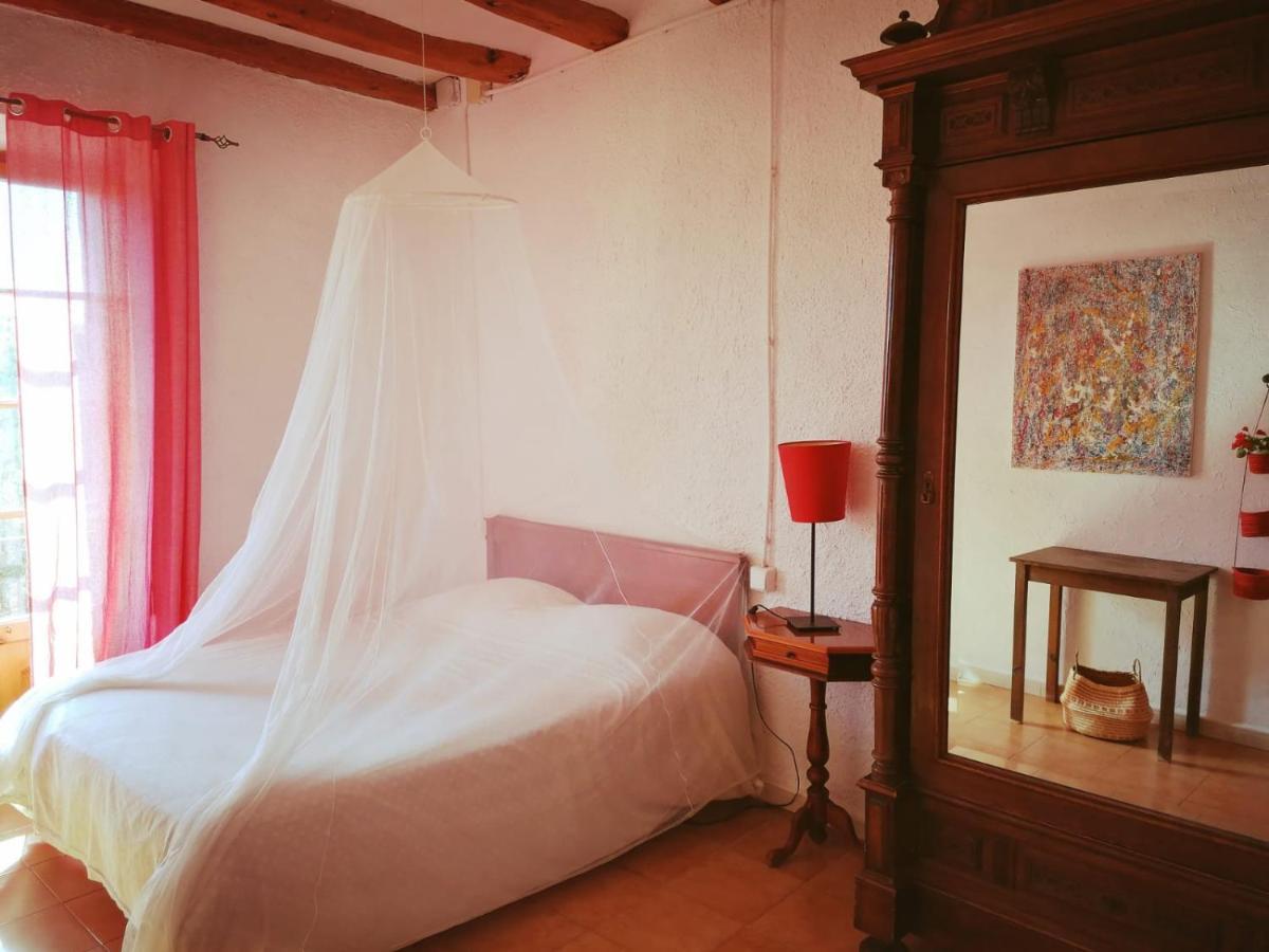 Hostal Maset Del Garraf Olesa de Bonesvalls Exterior foto