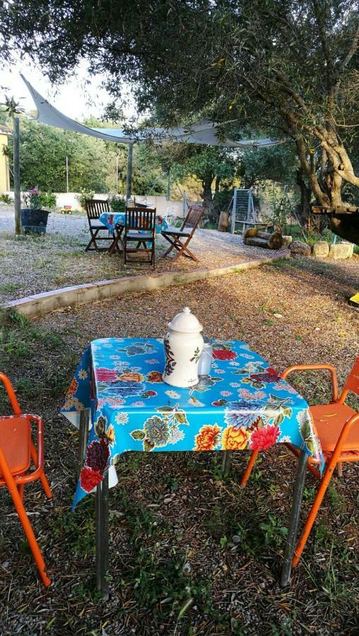 Hostal Maset Del Garraf Olesa de Bonesvalls Exterior foto
