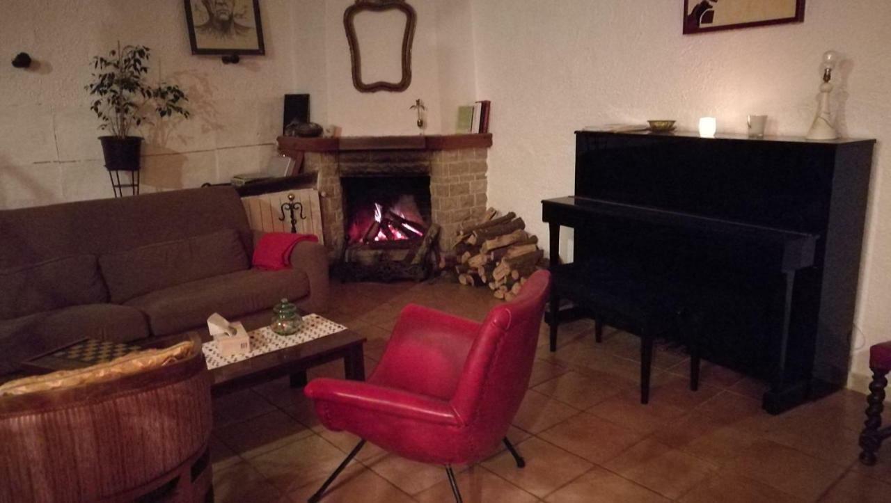 Hostal Maset Del Garraf Olesa de Bonesvalls Exterior foto