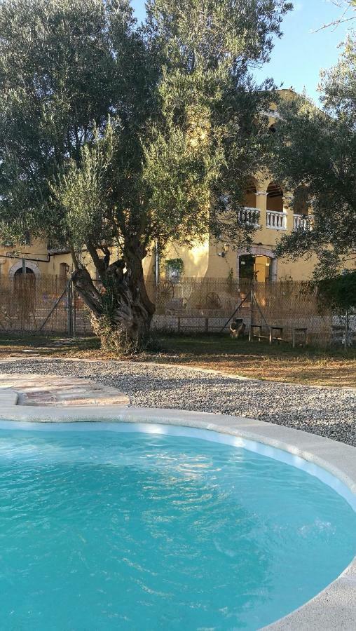 Hostal Maset Del Garraf Olesa de Bonesvalls Exterior foto