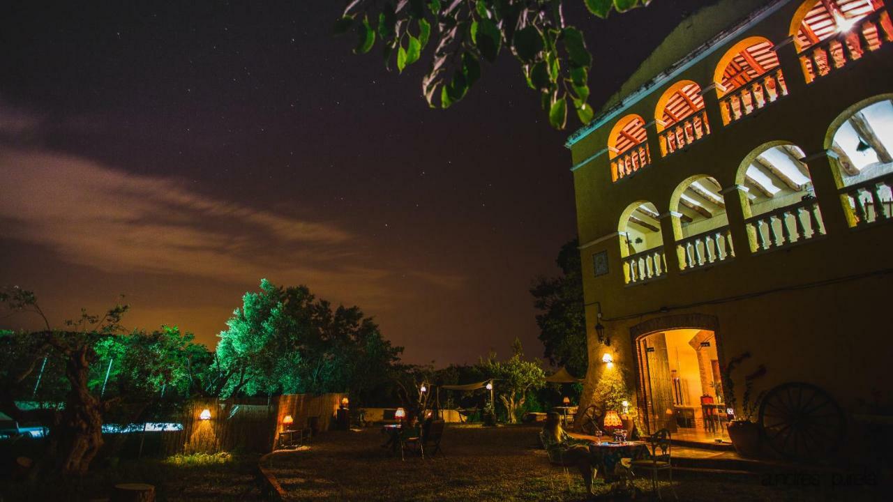 Hostal Maset Del Garraf Olesa de Bonesvalls Exterior foto